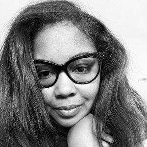 Meet your Posher, Regina